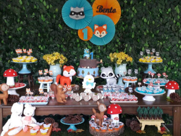 Decoração de Festa Infantil Tema Jardim / Bosque